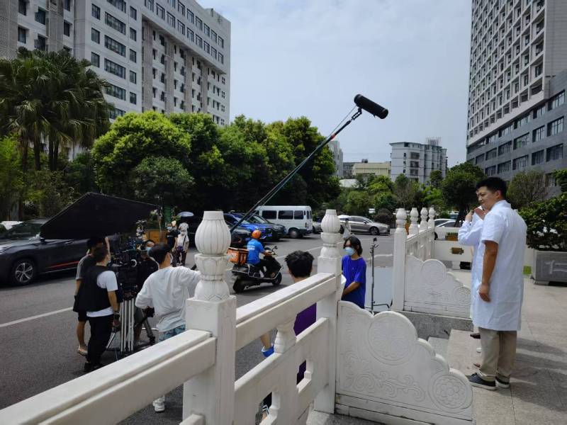 和龙市广告片拍摄公司低成本实现高规格制作的诀窍